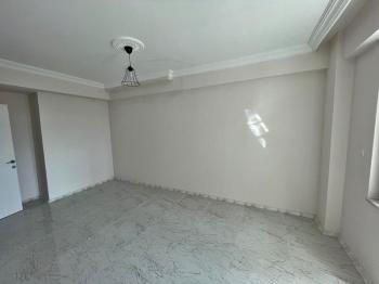 AFYON ÜÇOK EMLAKTAN MAREŞAL F ÇAKMAK MAH SATILIK 3+1 LÜX DAİRE