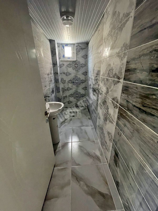 AFYON ÜÇOK EMLAKTAN MAREŞAL F ÇAKMAK MAH SATILIK 3+1 LÜX DAİRE