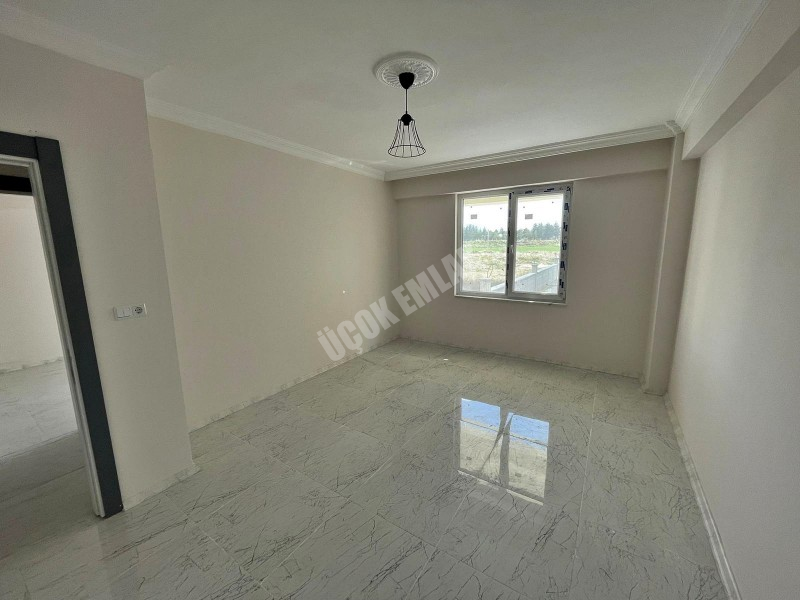 AFYON ÜÇOK EMLAKTAN MAREŞAL F ÇAKMAK MAH SATILIK 3+1 LÜX DAİRE