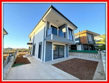 Didim'de Satılık 3+1 Ayrı Mutfaklı Tam Müstakil Villa