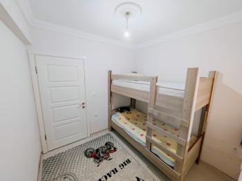 Didim Cumhuriyette Satılık 3+1 Kapalı Mutfak Yüksek Giriş Daire