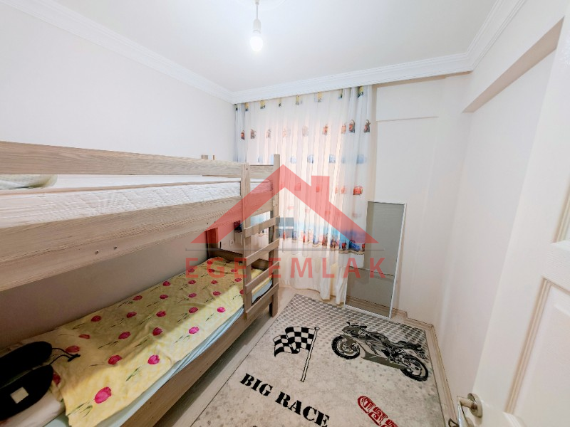 Didim Cumhuriyette Satılık 3+1 Kapalı Mutfak Yüksek Giriş Daire