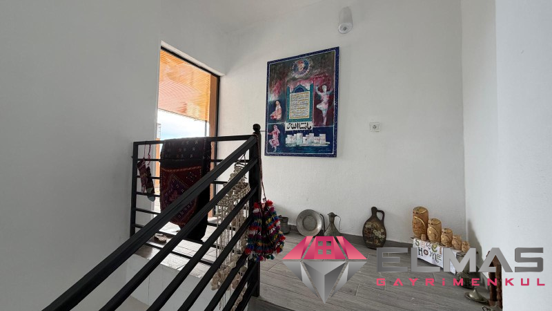 Elmas’tan Yeniköy’de Doğa Manzaralı Verandalı 5+2 Lüks Dubleks