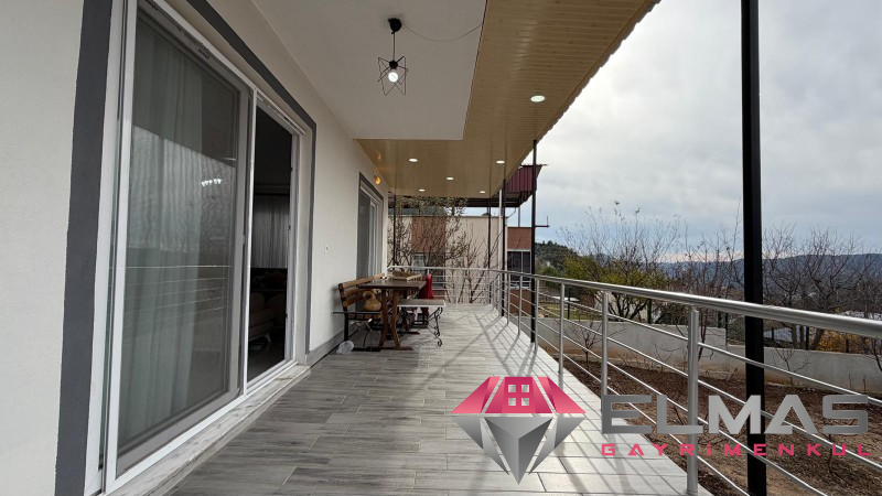 Elmas’tan Yeniköy’de Doğa Manzaralı Verandalı 5+2 Lüks Dubleks