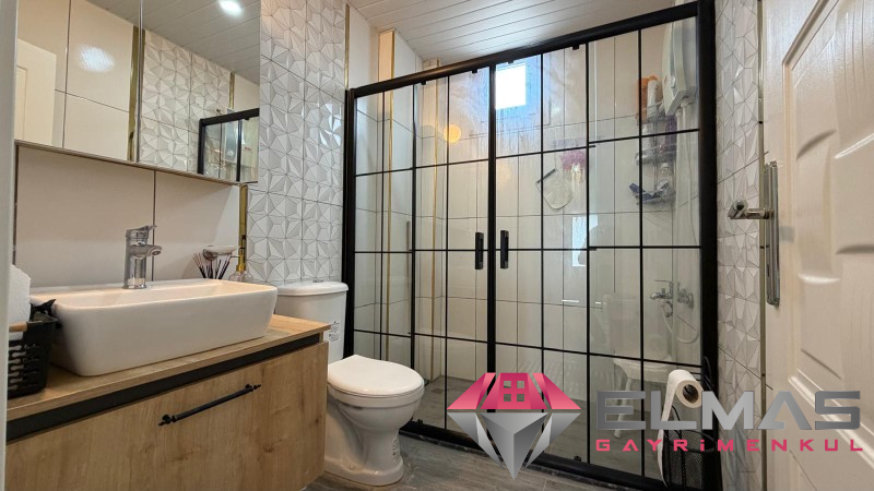 Elmas’tan Yeniköy’de Doğa Manzaralı Verandalı 5+2 Lüks Dubleks