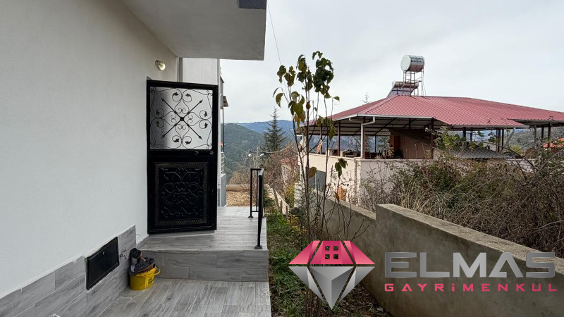 Elmas’tan Yeniköy’de Doğa Manzaralı Verandalı 5+2 Lüks Dubleks