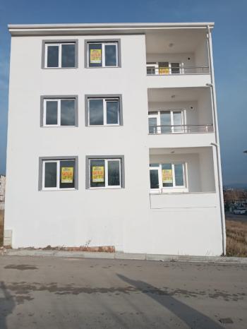 GÜVENAY - ÇORUM BUHARAEVLER DEVLET BAHÇELİ OKULU CİVARI 2+1 ACİL SATILIK DAİRE 