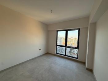 GÜVENAY - ÇORUM YENİ BELEDİYE YANINDA CENTER POİNT'TE  KİRALIK 1+1 OFİS 