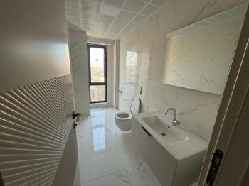 GÜVENAY - ÇORUM YENİ BELEDİYE YANINDA CENTER POİNT'TE  KİRALIK 1+1 OFİS 