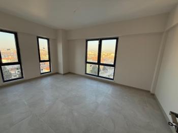 GÜVENAY - ÇORUM YENİ BELEDİYE YANINDA CENTER POİNT'TE  KİRALIK 1+1 OFİS 