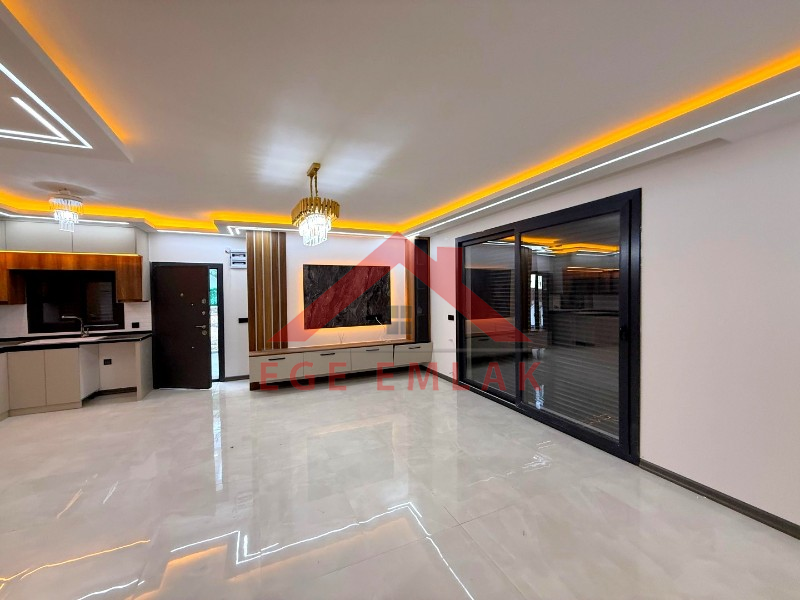 Didim'de Liman Yoluna Yakın 3+1 Sıfır Villa