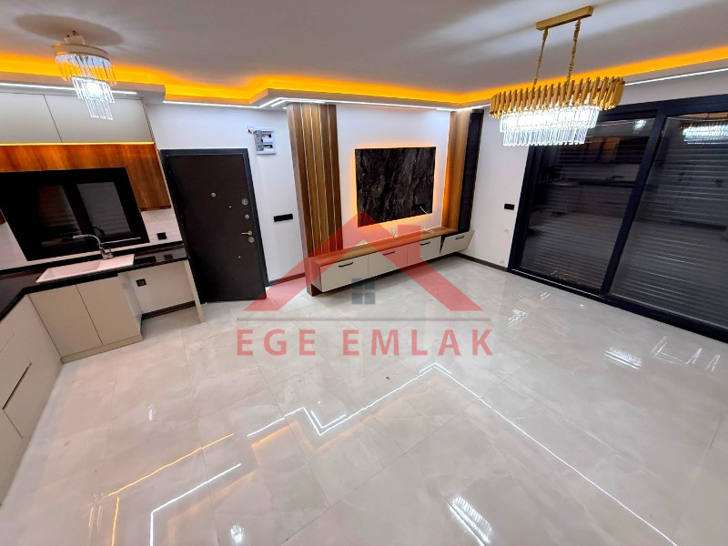 Didim'de Liman Yoluna Yakın 3+1 Sıfır Villa