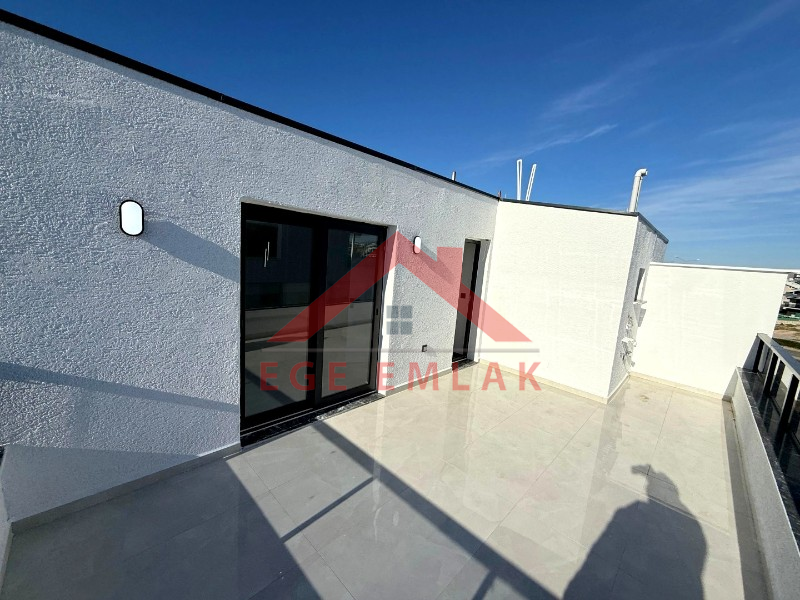 Didim'de Liman Yoluna Yakın 3+1 Sıfır Villa