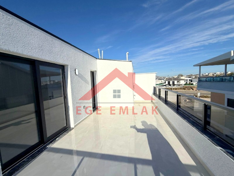 Didim'de Liman Yoluna Yakın 3+1 Sıfır Villa