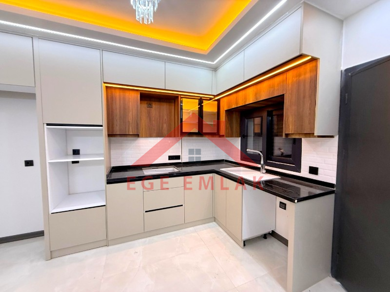 Didim'de Liman Yoluna Yakın 3+1 Sıfır Villa