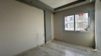 Elmas’tan Turunçlu’da Doğalgazlı Bağımsız Mutfak 2+1