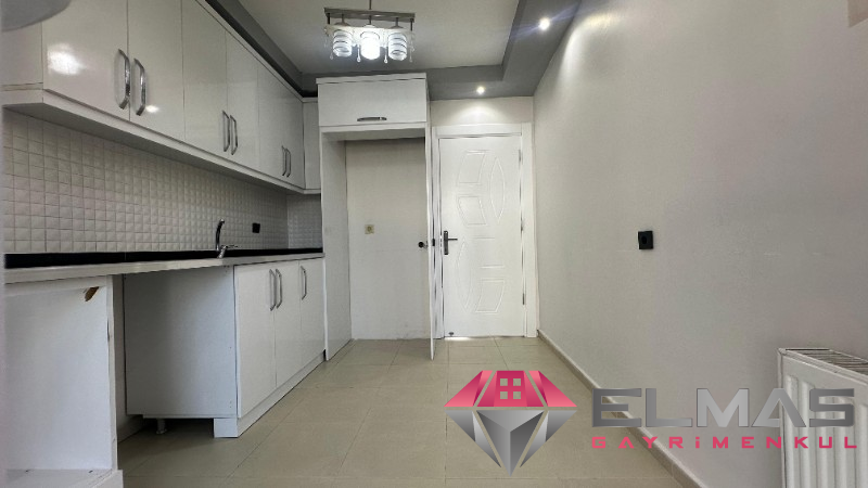 Elmas’tan Turunçlu’da Doğalgazlı Bağımsız Mutfak 2+1