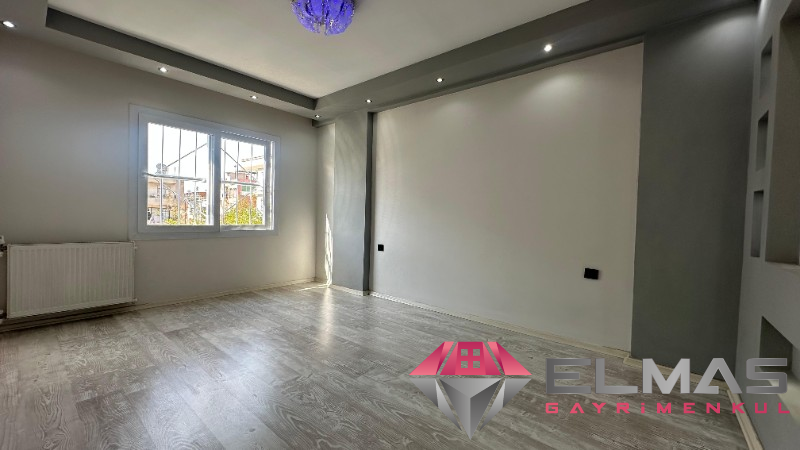 Elmas’tan Turunçlu’da Doğalgazlı Bağımsız Mutfak 2+1