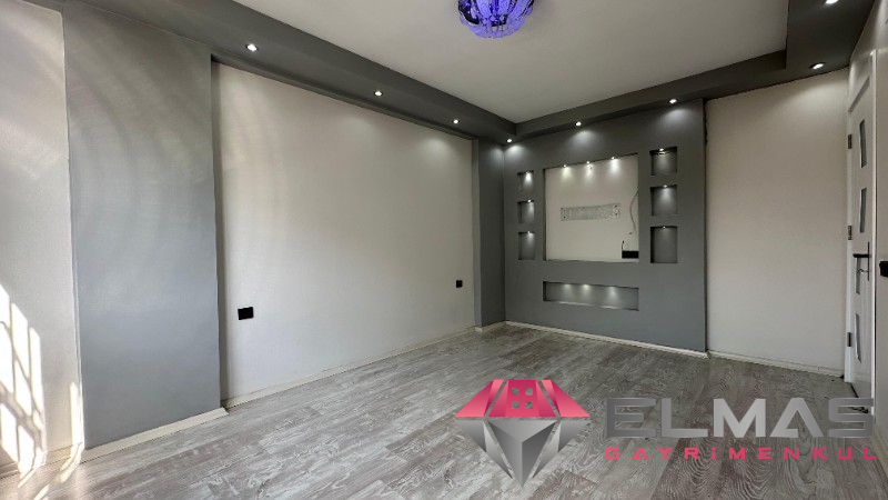 Elmas’tan Turunçlu’da Doğalgazlı Bağımsız Mutfak 2+1