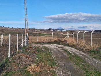 GÜVENAY - ÇORUM TATAR KÖYÜNDE 500 M2 HOBİ BAHÇESİ