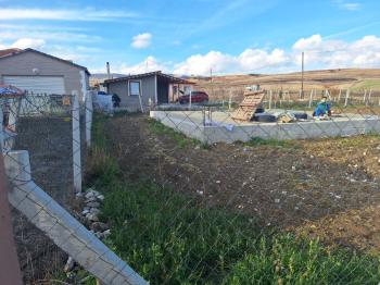 GÜVENAY - ÇORUM TATAR KÖYÜNDE 500 M2 HOBİ BAHÇESİ