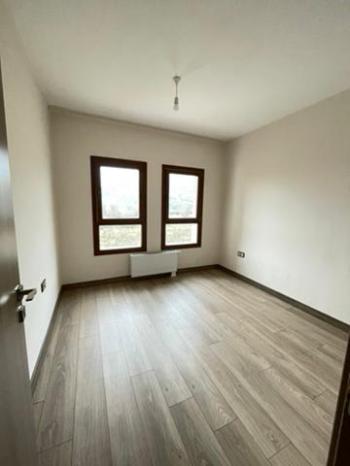  AFYON ÜÇOK EMLAKTAN DÖRTYOL MAH SADIKBEY TOKİDE KİRALIK  2+1 85M² TEMİZ BAKIMLI DAİRE 