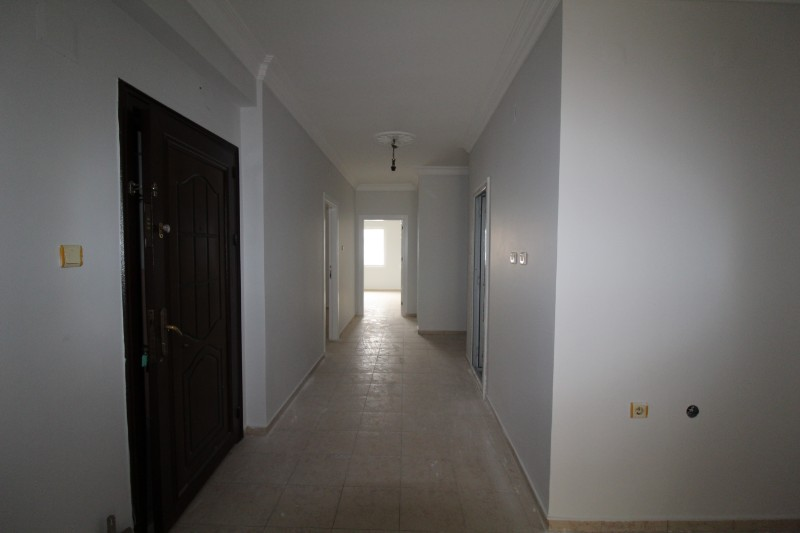 ASLAN'DAN FORUM CİVARI MERKEZİ KONUMDA KİRALIK GENİŞ 4+1