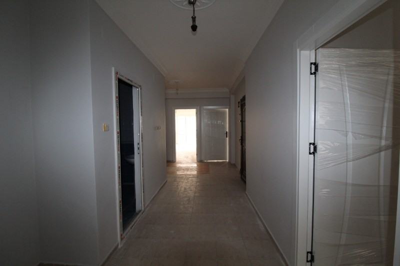 ASLAN'DAN FORUM CİVARI MERKEZİ KONUMDA KİRALIK GENİŞ 4+1