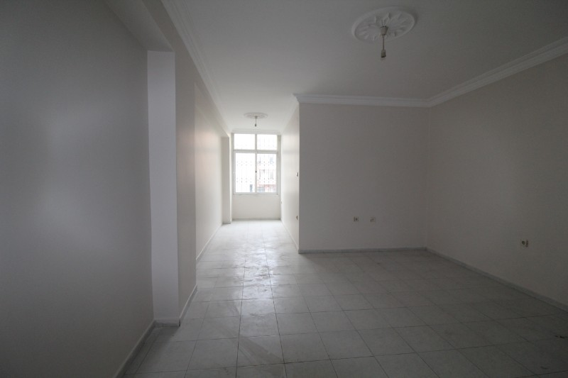 ASLAN'DAN FORUM CİVARI MERKEZİ KONUMDA KİRALIK GENİŞ 4+1