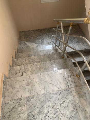  ALTINKUM MAHALLESİ’NDE DENİZE YAKIN, EŞYALI, ÖN CEPHE DAİRE! 