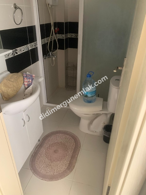  ALTINKUM MAHALLESİ’NDE DENİZE YAKIN, EŞYALI, ÖN CEPHE DAİRE! 