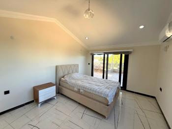 Didim'de Denize 300 Metre Mesafede Satılık Eşyalı Yazlık