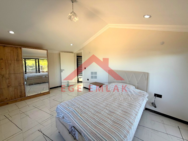 Didim'de Denize 300 Metre Mesafede Satılık Eşyalı Yazlık