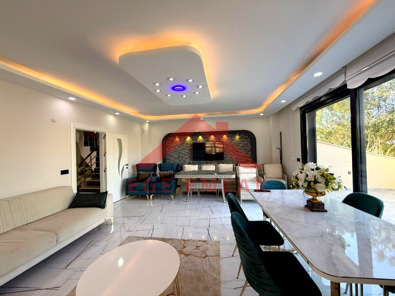 Didim'de Denize 300 Metre Mesafede Satılık Eşyalı Yazlık