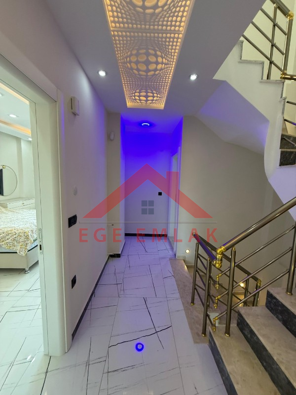 Didim'de Denize 300 Metre Mesafede Satılık Eşyalı Yazlık