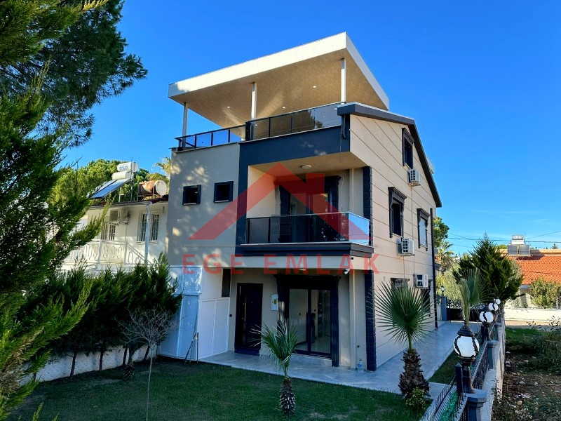 Didim'de Denize 300 Metre Mesafede Satılık Eşyalı Yazlık