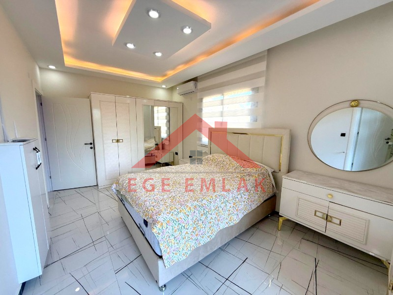 Didim'de Denize 300 Metre Mesafede Satılık Eşyalı Yazlık