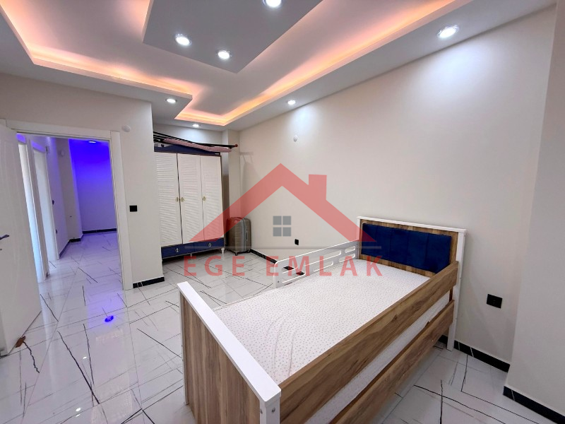 Didim'de Denize 300 Metre Mesafede Satılık Eşyalı Yazlık