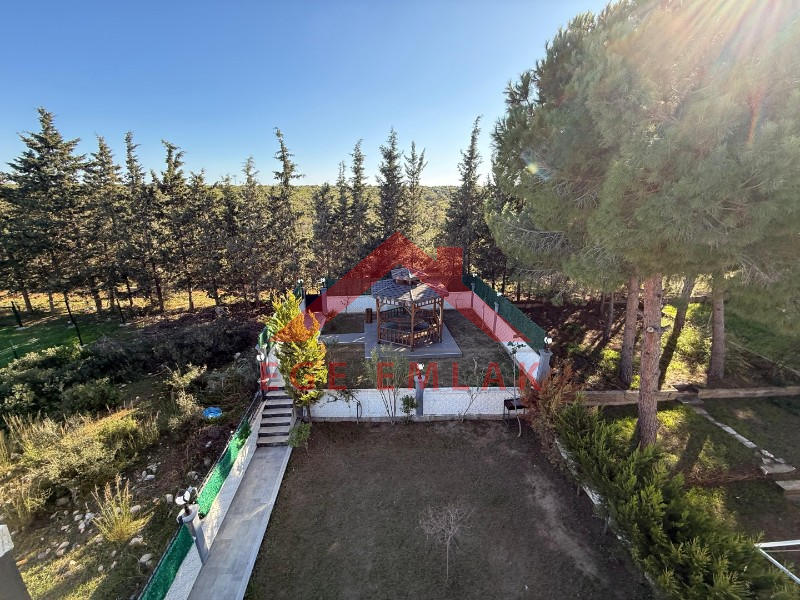 Didim'de Denize 300 Metre Mesafede Satılık Eşyalı Yazlık