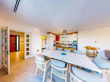 Kıbrıs Girne Çatalköy Bölgesinde Özel Yüzme Havuzlu 4+1 Lüks Modern Satılık Villalar