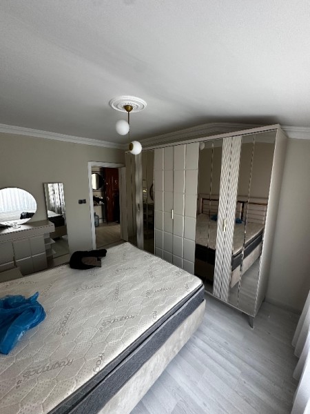 Akşemsettin Metro’ya 3 Dk 1+1 Çatı Katı Kiralık Daire