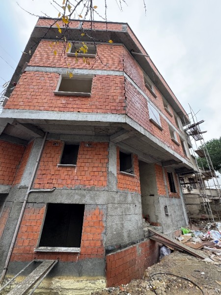 Çırçır'da 2+1 Arakat Asansörlü Sıfır Bina'da Satılık Daire