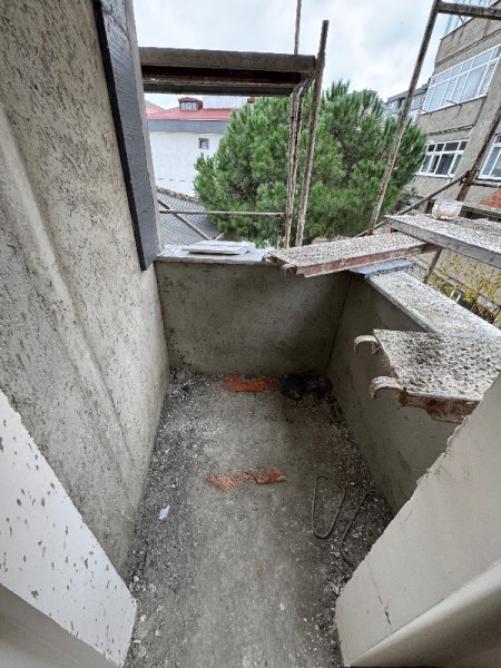 Çırçır'da 2+1 Arakat Asansörlü Sıfır Bina'da Satılık Daire