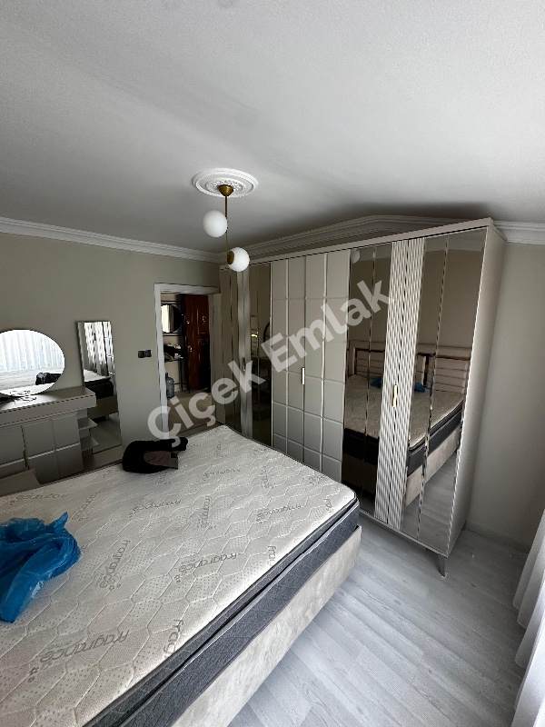 Akşemsettin Metro’ya 3 Dk 1+1 Çatı Katı Kiralık Daire