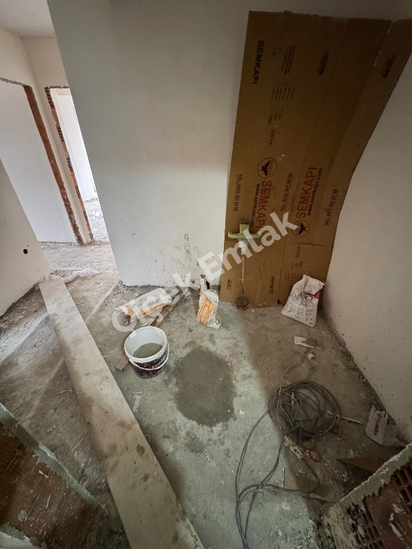 Çırçır'da 2+1 Arakat Asansörlü Sıfır Bina'da Satılık Daire
