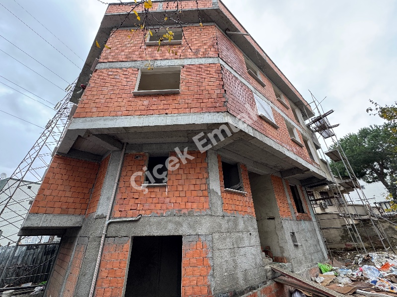 Çırçır'da 2+1 Arakat Asansörlü Sıfır Bina'da Satılık Daire