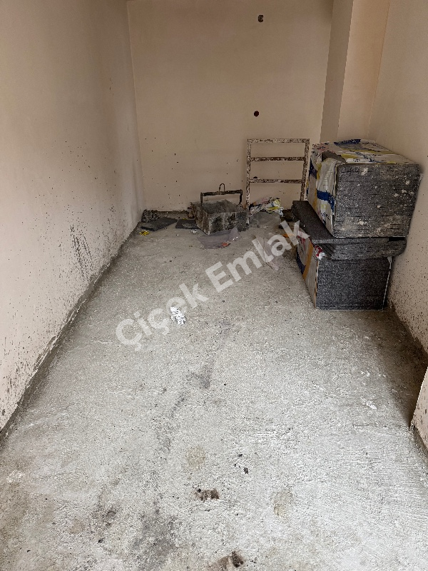 Çırçır'da 2+1 Arakat Asansörlü Sıfır Bina'da Satılık Daire