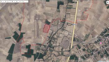 AFYYON ÜÇOK EMLAKTAN İHSANİYE KAYIHAN  KUNDUZLU KÖYÜNDE 28.300M² SATILIK TARLA 