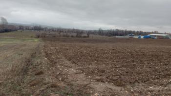 AFYYON ÜÇOK EMLAKTAN İHSANİYE KAYIHAN  KUNDUZLU KÖYÜNDE 28.300M² SATILIK TARLA 