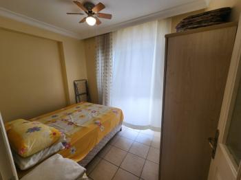 DİDİM ALTINKUM MAHALLESİNDE DENİZE 100 METRE AÇIK MUTFAKLI 2+1 SATILIK DAİRE